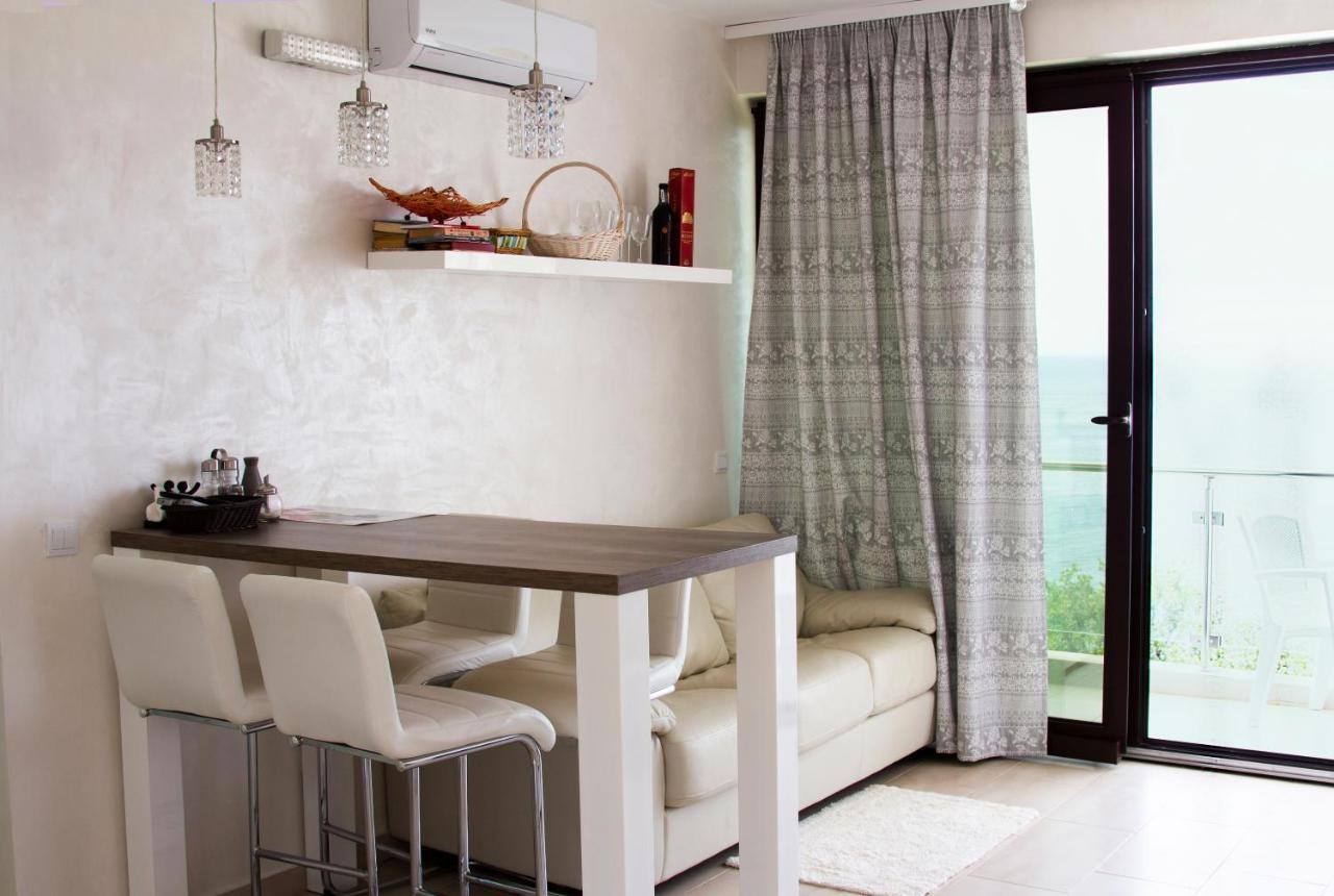 Apartment SuperSeaView Sutomore Extérieur photo